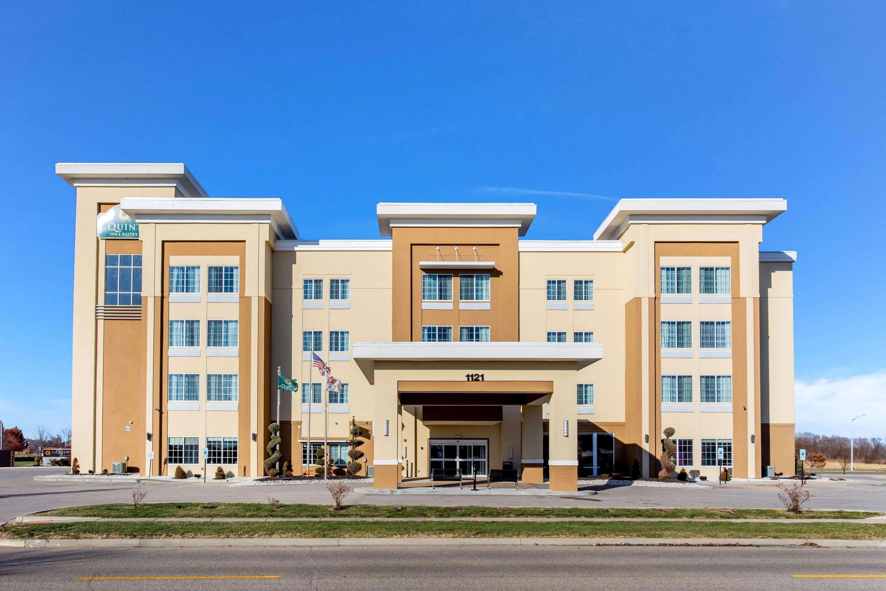 La Quinta By Wyndham Springfield Il Hotel Exterior photo