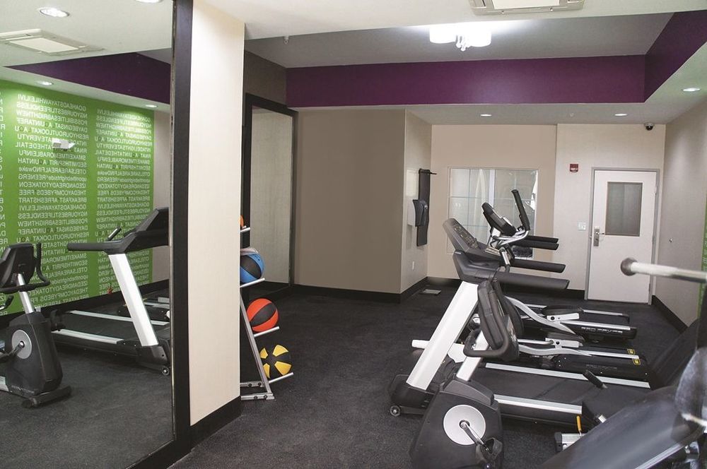 La Quinta By Wyndham Springfield Il Hotel Facilities photo
